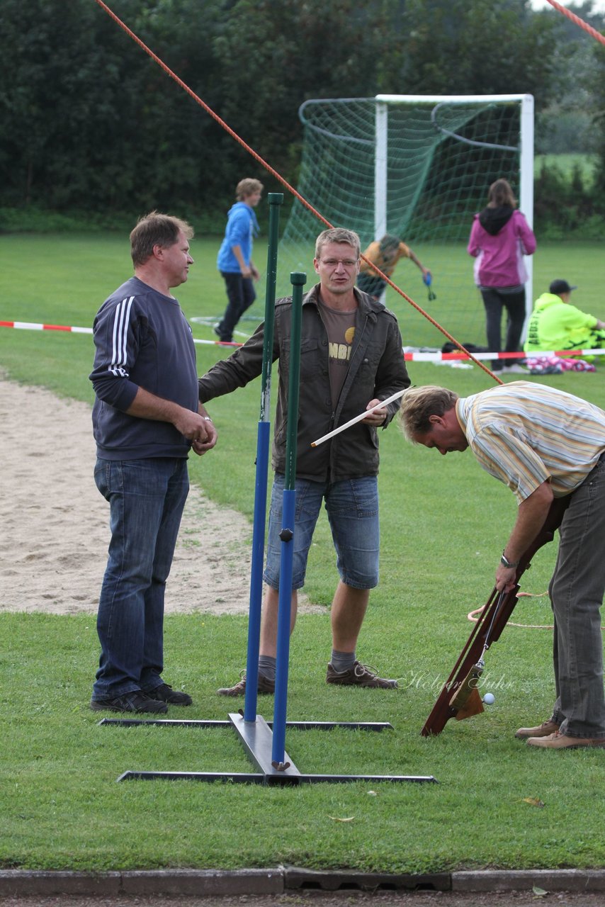 Bild 302 - Vogelschießen 2011